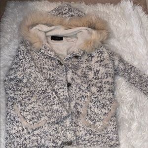 Cozy sweater with Sherpa lining
